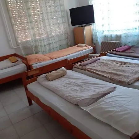 Guest house Malomtavi Vendeghaz *