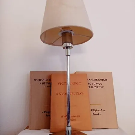 Malomtavi Vendeghaz Gasthuis