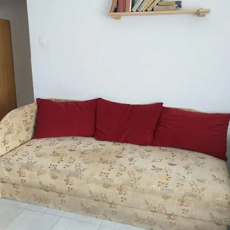 Malomtavi Vendeghaz * Tapolca
